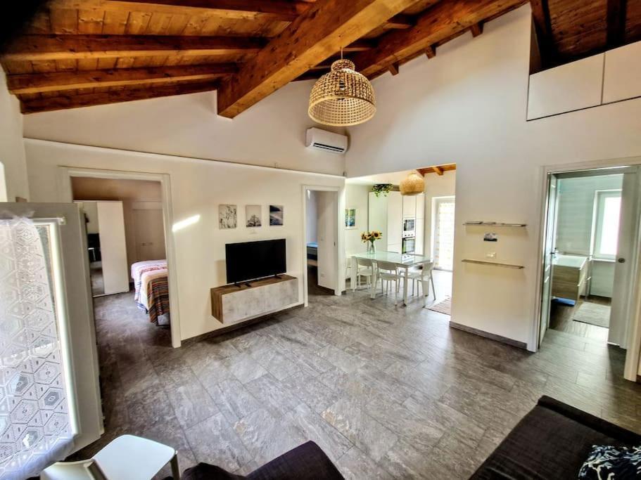 All New And Privat Parking La Graziosa Apartment Genova Kültér fotó